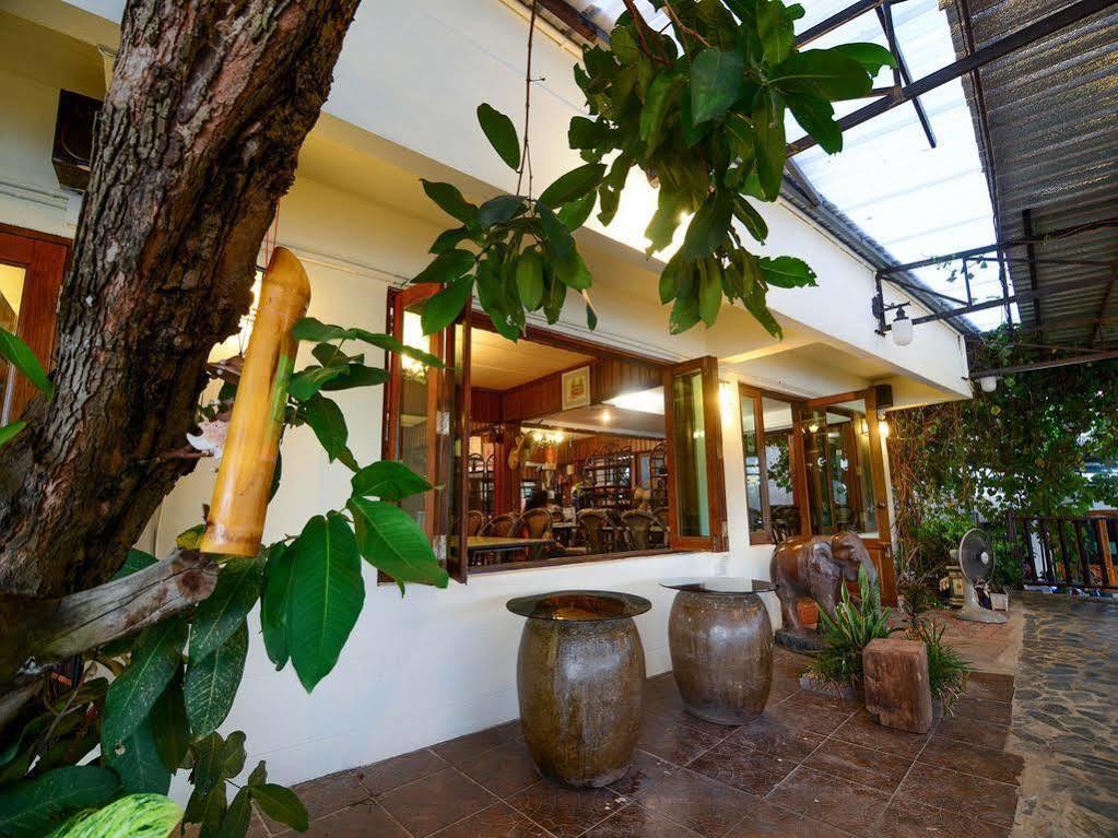 Ban U Thong Accommodations Phra Nakhon Si Ayutthaya Exterior photo